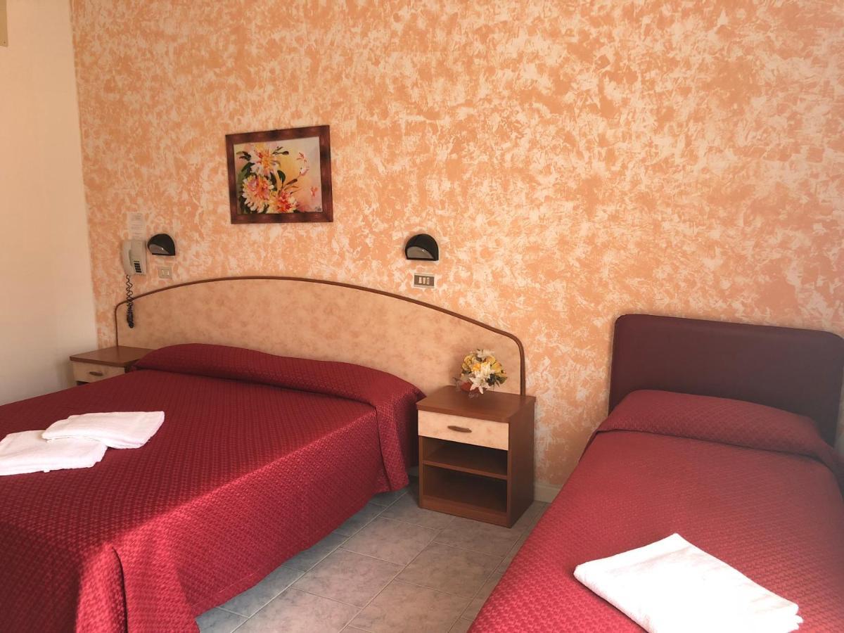 Hotel Serenella Vintage 리미니 외부 사진