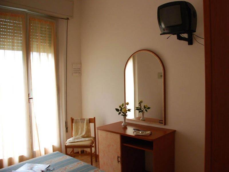 Hotel Serenella Vintage 리미니 외부 사진